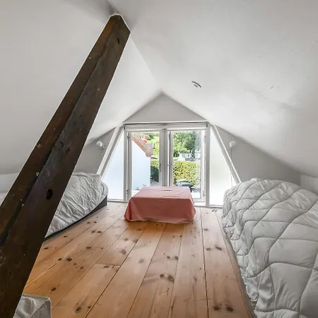 Persoligt Indrettet Stenhus Pa Strandgrund Sj458 Casa vacanze
