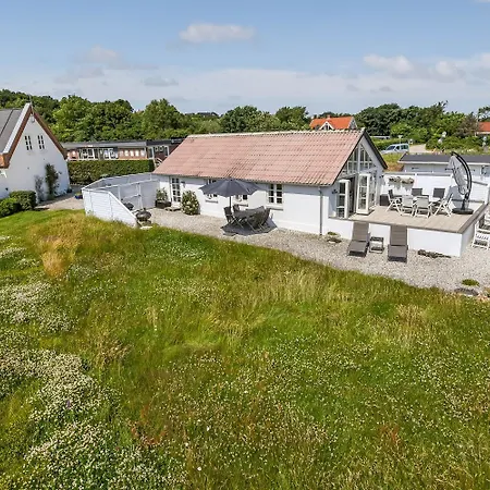 Persoligt Indrettet Stenhus Pa Strandgrund Sj458 * Lemvig